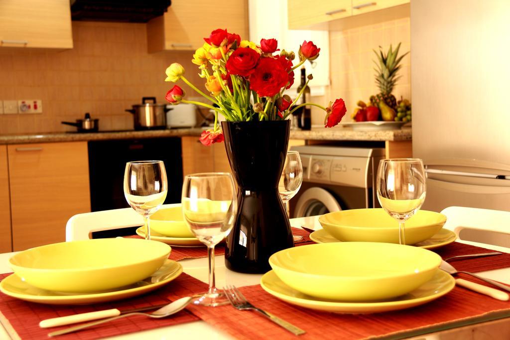 Photothea Apartments โปรทาราส ภายนอก รูปภาพ